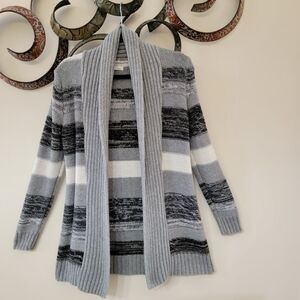 Old Navy Gray Striped Cardigan